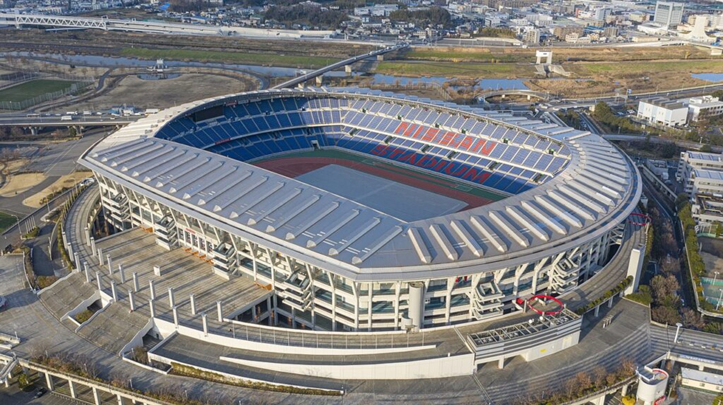 日産スタジアム